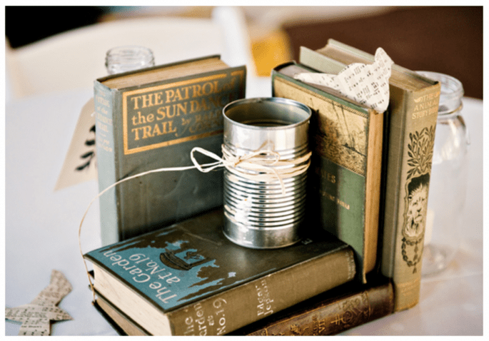 Los libros crearán un hermoso enfoque estético en los centros de mesa de tu boda - Foto Lovely Union