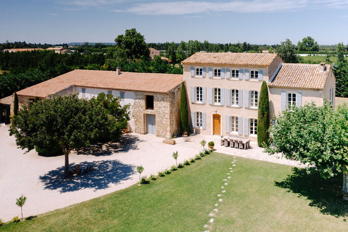 La Bastide des Barattes - une demeure provençale avec jardins où se marier dans le Vaucluse 