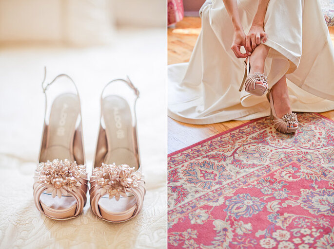 Zapatos de color "rosa viejo" para novia. Foto: Gabriel and Clarin Photography