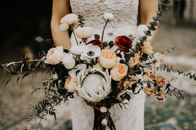 Ramo de novia con flores silvestres