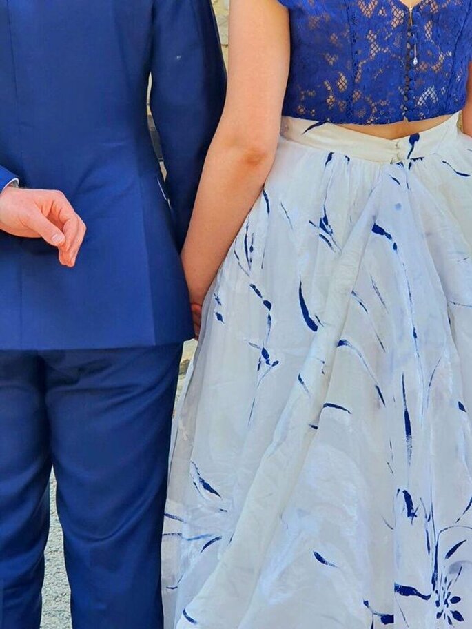 sposi vestiti di blu