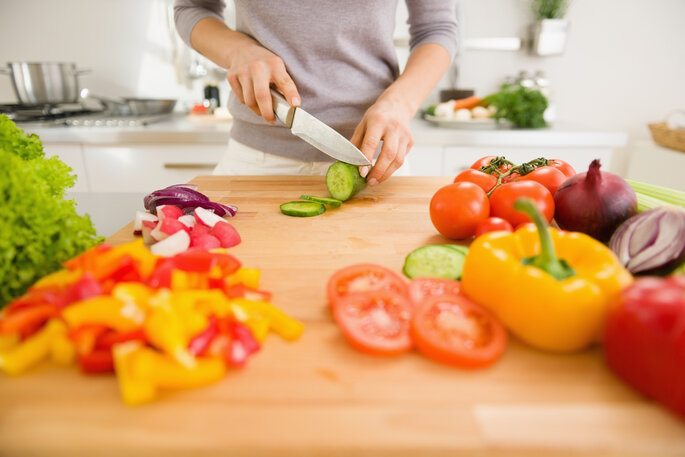 Eventos sociales, bodas y comidas fuera: Tips para cuidar la dieta - Shutterstock