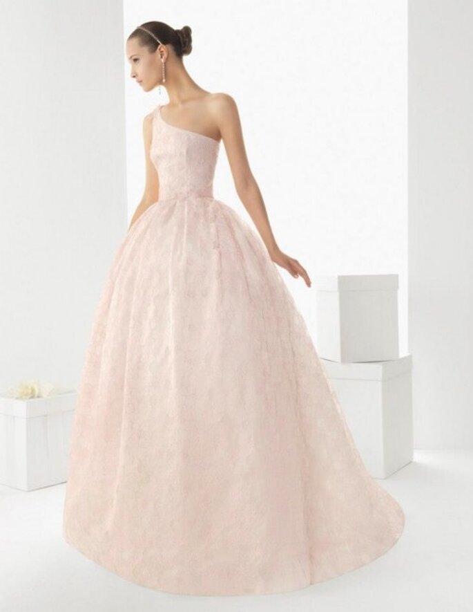 Elige un vestido de novia rosa pastel como el de Jessica Biel