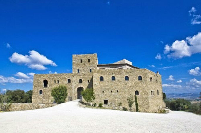 Castello di Rosciano, facciata in pietra arenaria