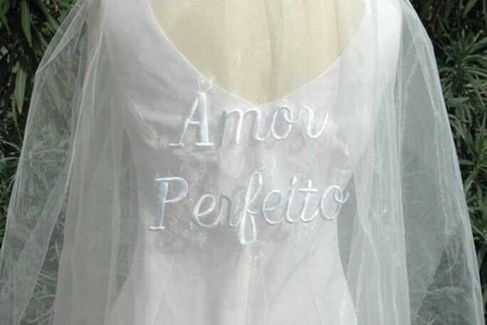 A sua história de amor no seu vestido de noiva ou véu