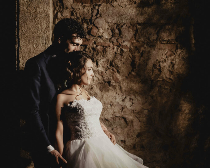 Fotomoderna Grillo ritratto sposi, luci e ombre