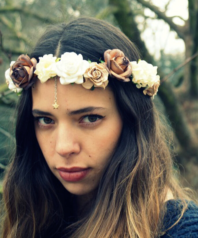 Coronas de flores para una novia hippie - Cortesía Esperanza de la Fuente