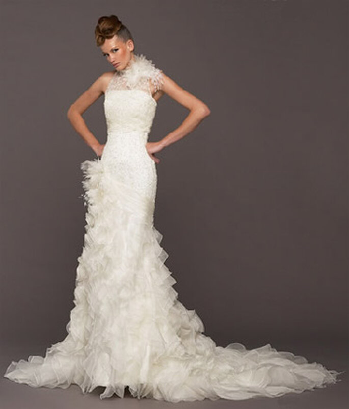 Un toque de originalidad el día de tu boda: un vestido de novia con plumas