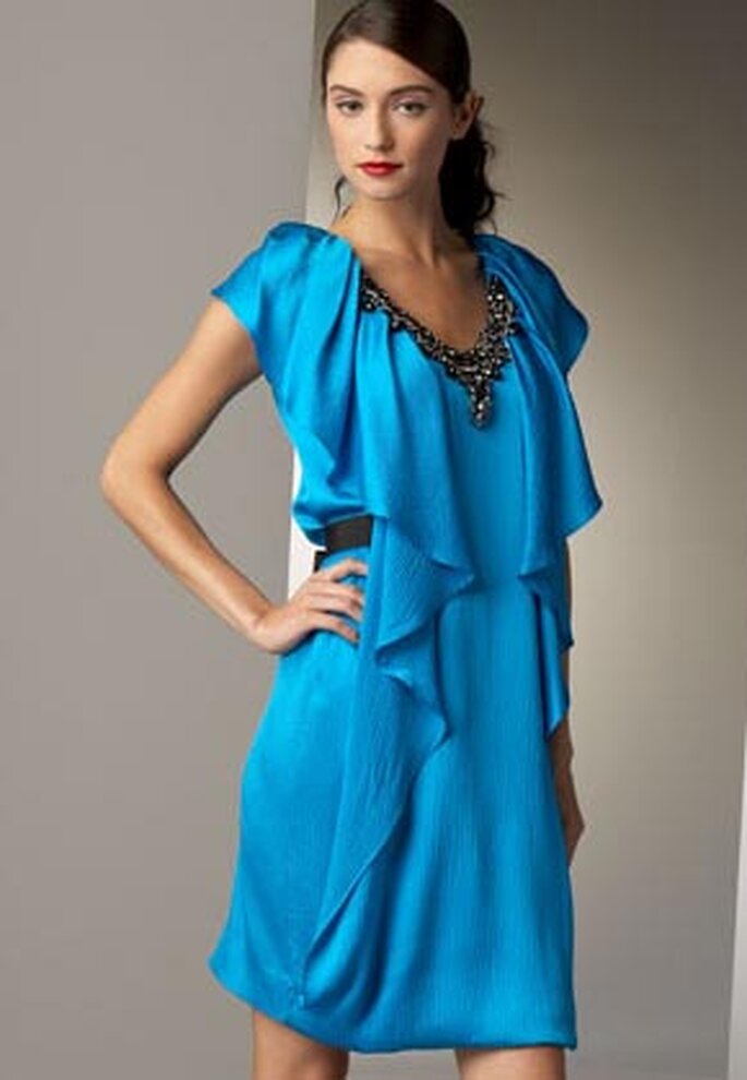 Elegante vestido de Neiman Marcus en color turquesa