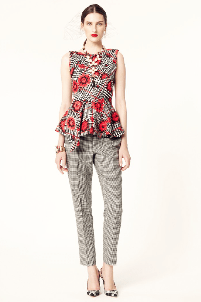 Conjunto de blusa y pantalón de estilo peplum con estampado floral
