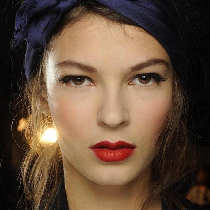 Elige un color rojo matte intenso para tus labios - Foto MAC Cosmetics