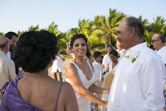 Marce + Jorge: Una boda ideal en Playa Larga, Ixtapa - Foto: Juan Luis Photographer