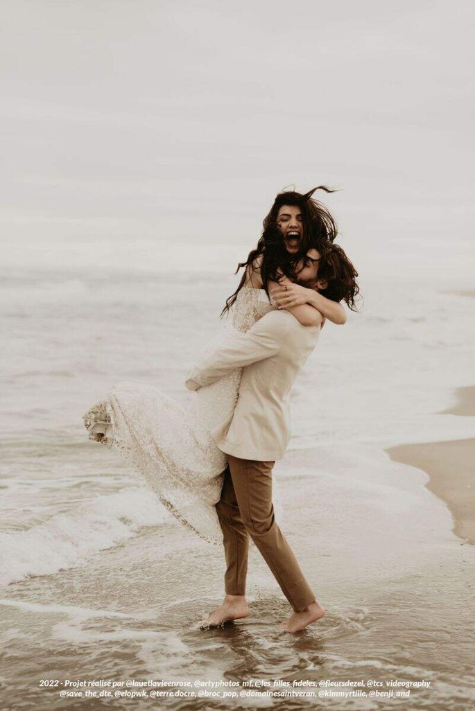 Photo de mariage à la mer