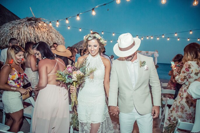 5 consejos para elegir el vestido de invitada a una boda en la playa