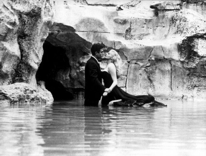 Sur Muzeo, offrez-vous cette photo du tournage du film "La Dolce Vita", de Federico Fellini