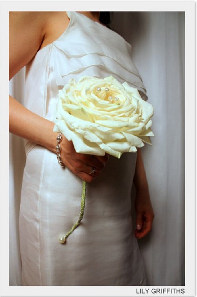 Coordonner son bouquet de mariée avec sa robe