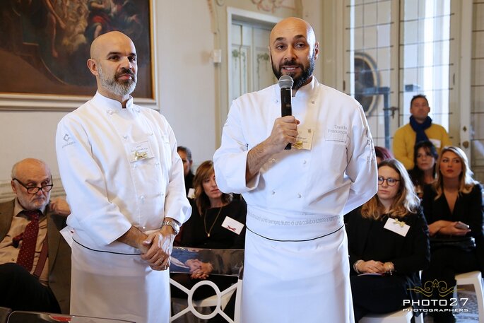 Dalla presentazione dei fornitori ufficiali, la tavola rotonda entra nel vivo