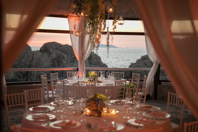 Med in Style luxury wedding planning