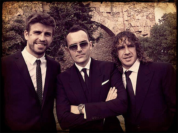 Gerard Piqué, Risto Mejide o Carles Puyol son algunos de los invitados que asistieron ayer a la boda de Iniesta y Anna. Foto: Twitter