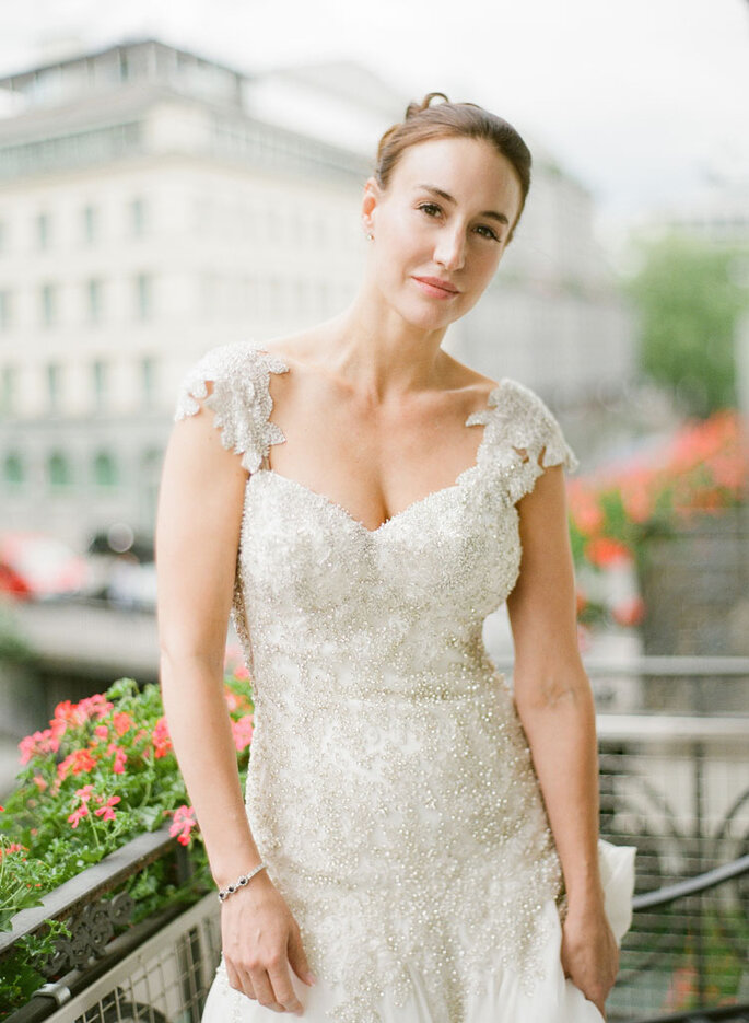 Oksana Bernold Portrait & Wedding Photographer