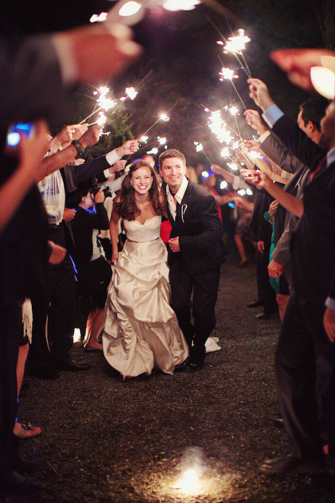 Luces de bengala en tu boda - Foto Gem Photo