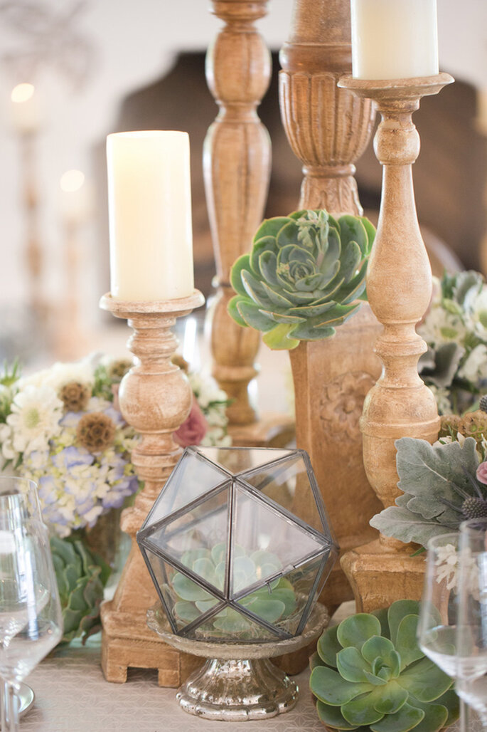 Lo mejor de la geometría en una decoración perfecta para tu boda - Foto Amy and Jordan