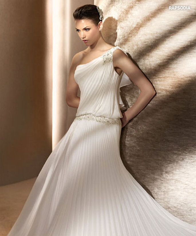 Raggio, vestido de novia con inspiración greco-romana  - San Patrick colección de moda 2012 