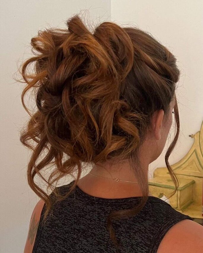 Magnifique coiffure de mariée réalisée par Elodie Castelli