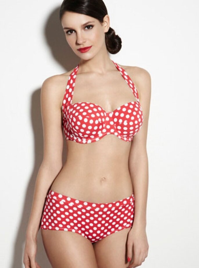 Bikini estilo retro color rojo con polka dots - Foto Boux Avenue