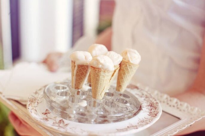 Sorprende a tus invitados con helados de distintos sabores - Foto Anne Marie Photography