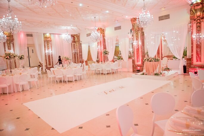 Décoration d'une salle de réception en rose et blanc - Bbeautiful Prestige 