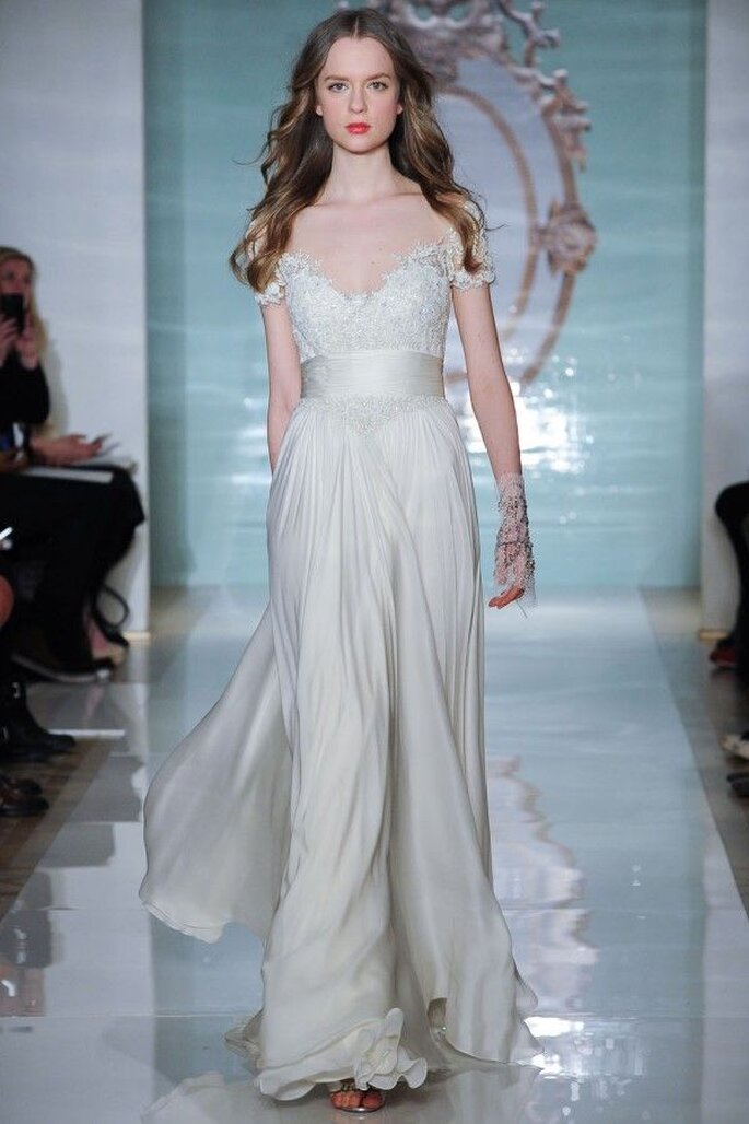 Vestidos de novia 2015 con hombros caídos - Foto Reem Acra