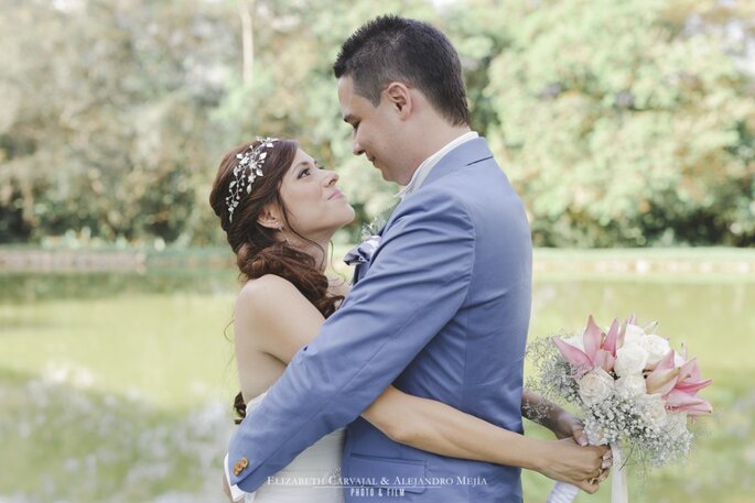 Elizabeth Carvajal & Alejandro Mejía - Photo & Film