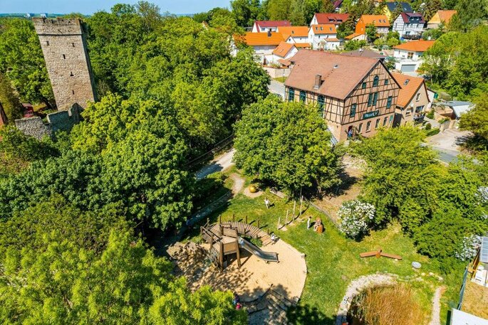 Vogelperspektive auf die Hochzeitslocation Villa-Kapellendorf in Thüringen