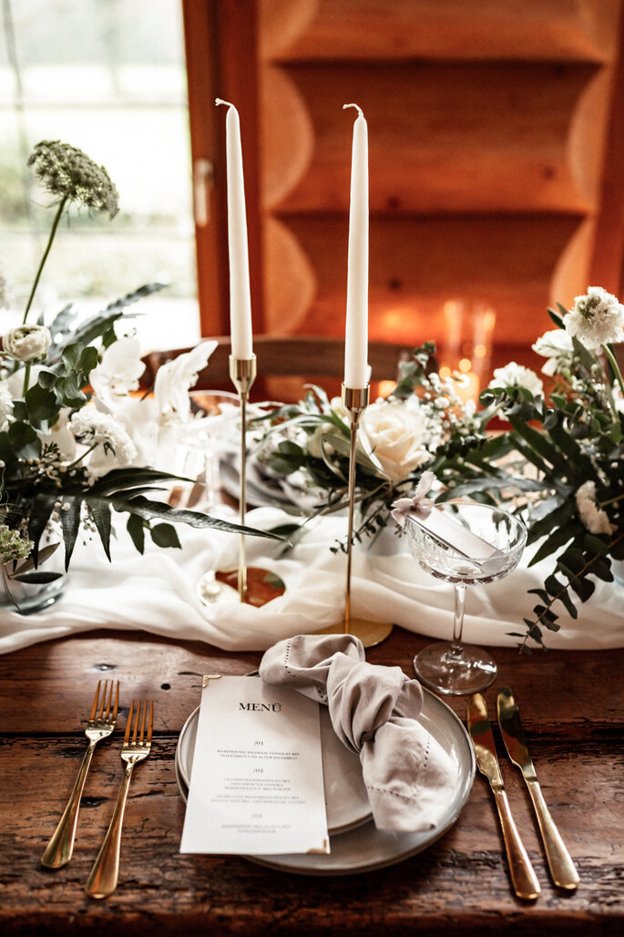 Intime Hochzeit, Eleganz trifft auf rustikalen Flair Tischdeko