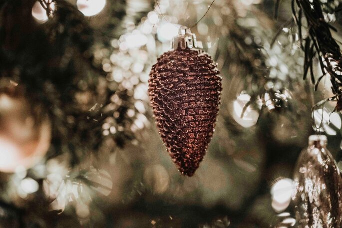 Weihnachtskugel Tannenzapfen