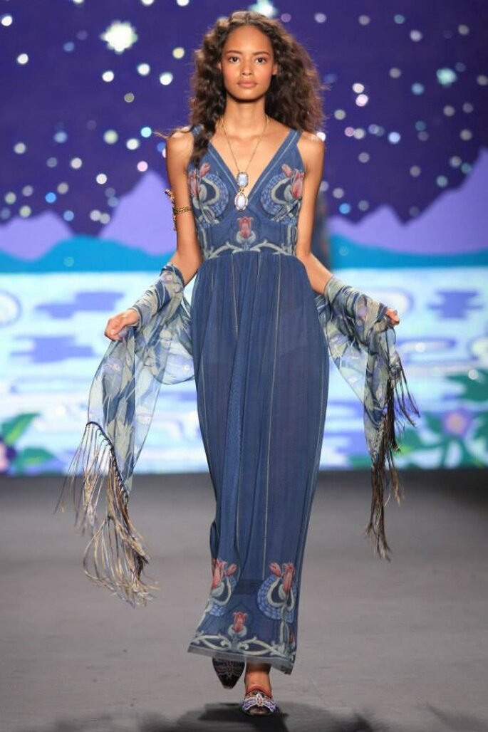 Lindos vestidos de fiesta para boda con estilo boho chic - Foto Anna Sui