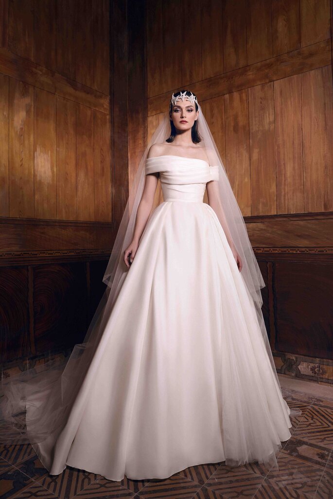 Vestidos de novia 2019 corte online princesa