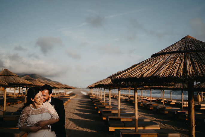 Giuseppe Laganà Fotografi - shooting fotografico sposi in spiaggia