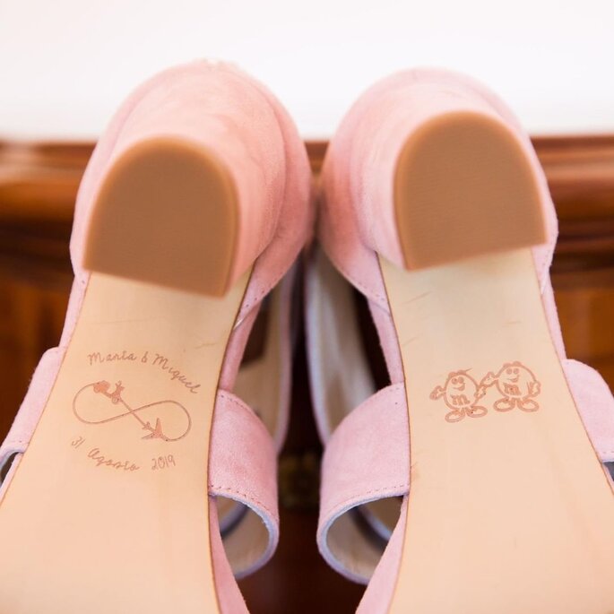 solas de sapatos de noiva personalizadas