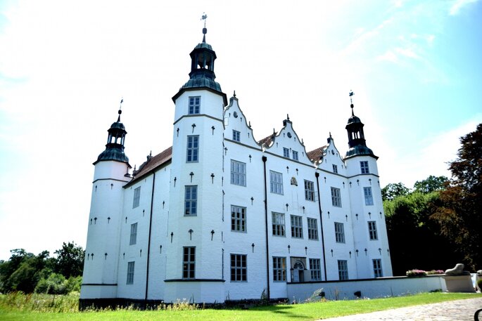 Hochzeitslocation. Heiraten im Schloss