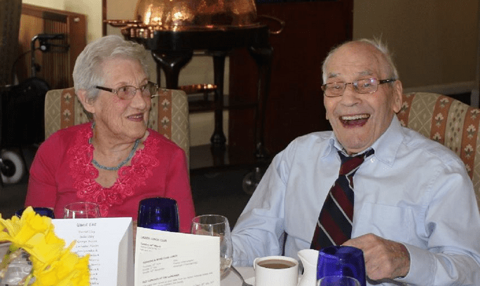 George et Doreen sont sur le point de devenir les mariés les plus âgés du monde. Crédit : George Kirby Facebook