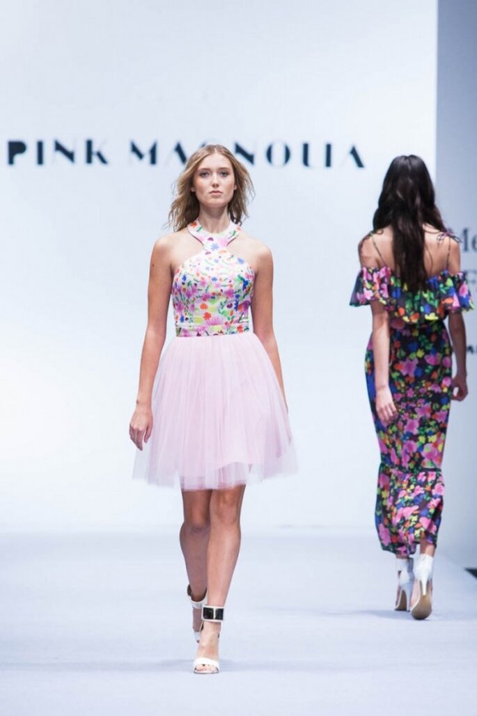 Vestidos de fiesta 2015 inspirados en la artesanía y colores de Chiapas - Foto Pink Magnolia en MBFWMX