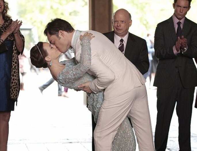 Look de novia romántico para una boda en invierno inspirado en "Gossip Girl" - Foto The CW
