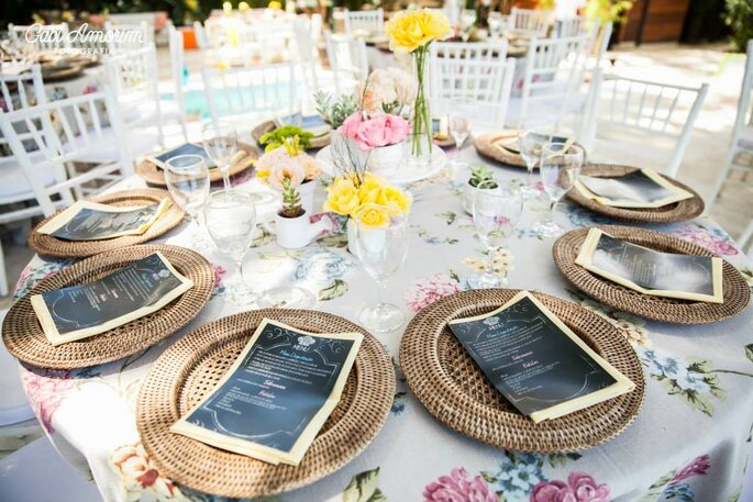 Hochzeits-Menükarten für die perfekte Tischdekoration Foto: Gabi Amorim from Cetim 