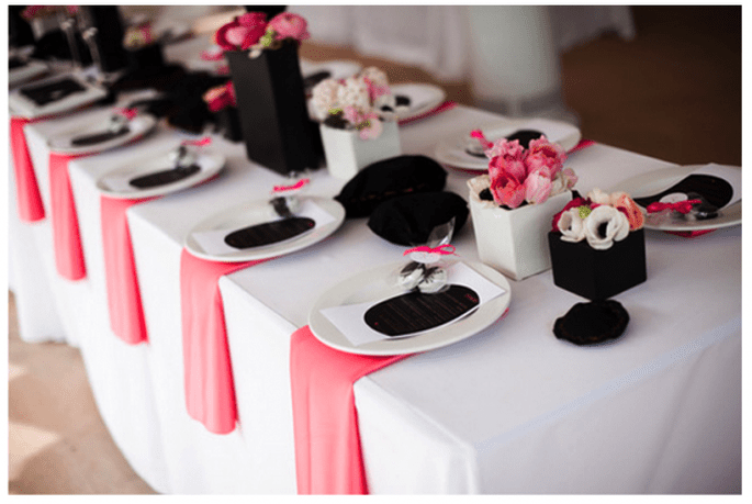 Una boda con detalles en color negro - Foto Aaron Shintaku Photography