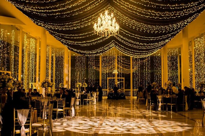 BODAS ELEGANTS & Eventos servicio de banquetería para bodas en Arquipa