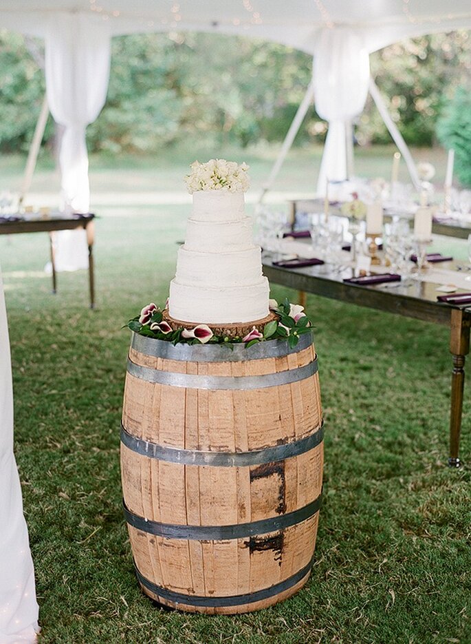 Los mejores pasteles de boda con estilo rústico - Foto Melissa Schollaert