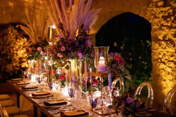 Apollinare Catering & Banqueting allestimento tavolata, illuminazione serale, fiori e candele