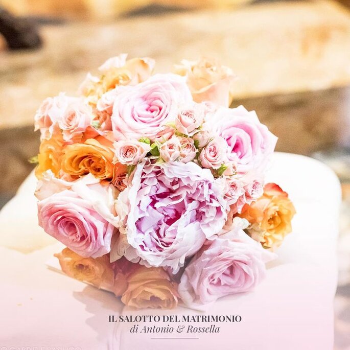 bouquet rose e peonie, colori pastello